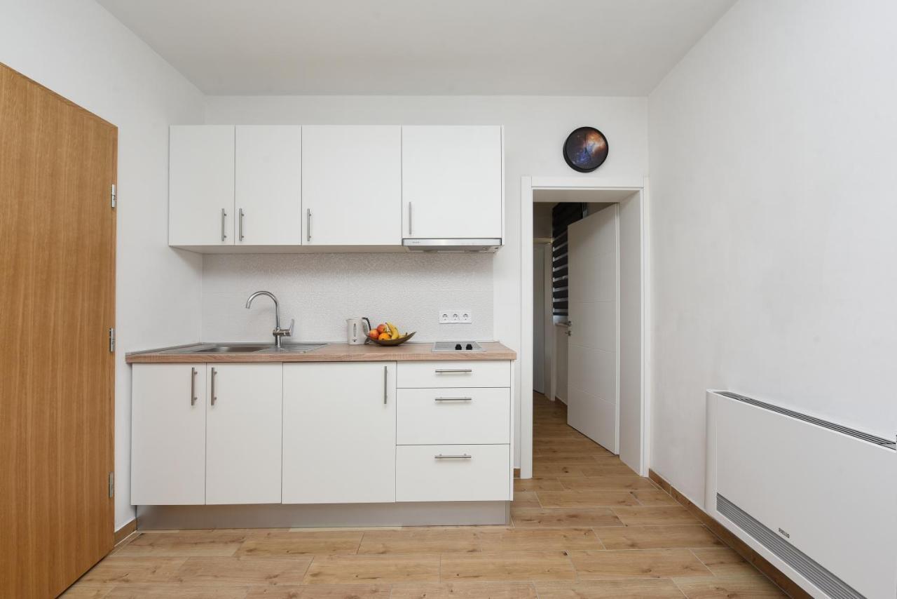 Apartment Lecija *